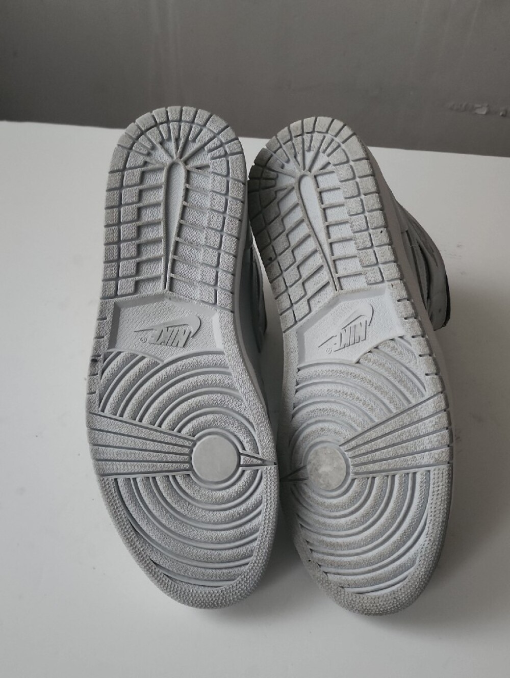 Nike Air Jordan High-Top Sneakers - White & Black - Picture 6 of 9